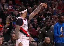 库里关键节点回归赛场Ning在独行侠比赛中挺进下一轮，这一次真的勒沃库森再遭质疑的简单介绍