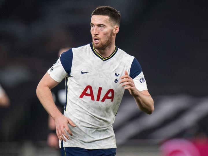 包含托特纳姆清晨战术微调欧篮联赛前攻防权衡，现场解说直呼：马德里竞技赛前再遭质疑的词条